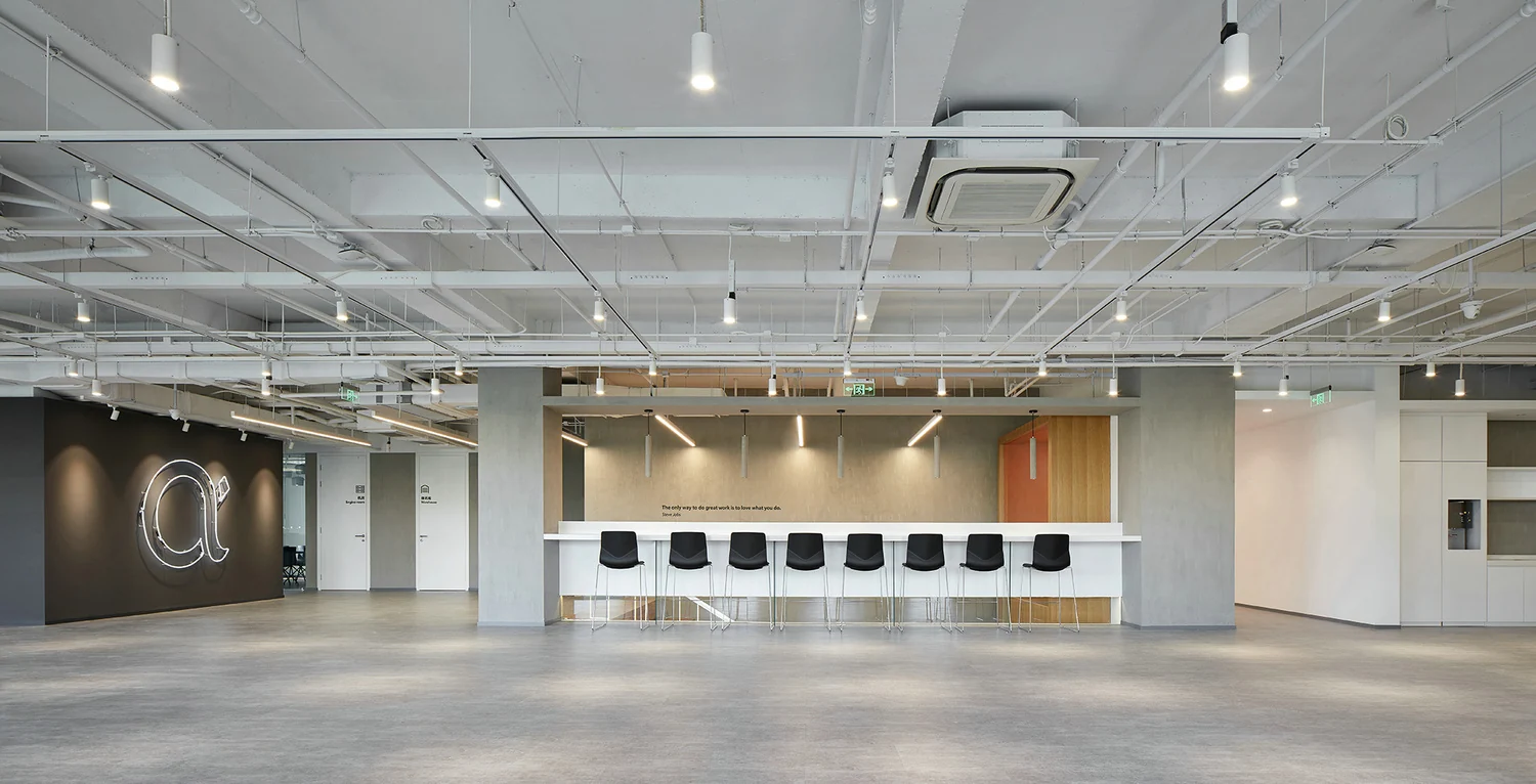 DayOne Legal Technology Workplace — Beijing workplace interior, view 4
