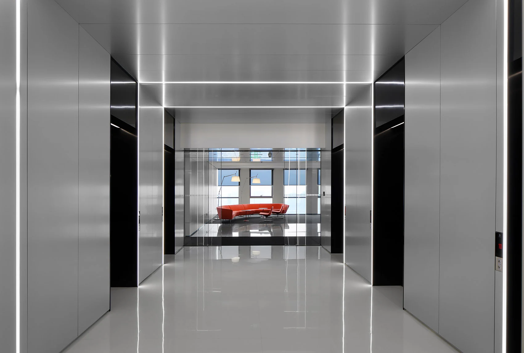 Jianfa Yinchuan Headquarters — Yinchuan workplace interior, view 3