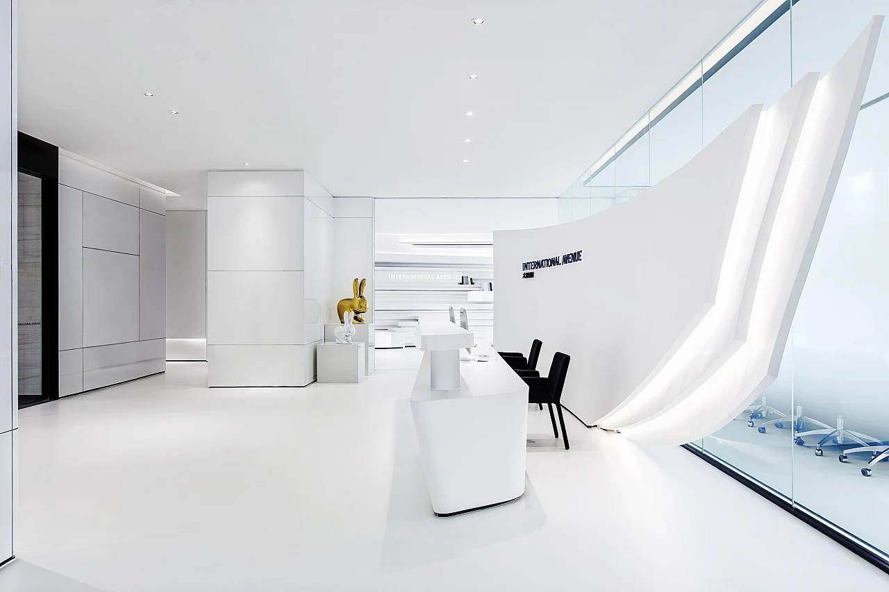 Qianhai Hui Office — Shenzhen workplace interior, view 2